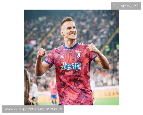 尤文米利克高速插上抢点成功再度得分：速度与默契谱写的攻势传奇