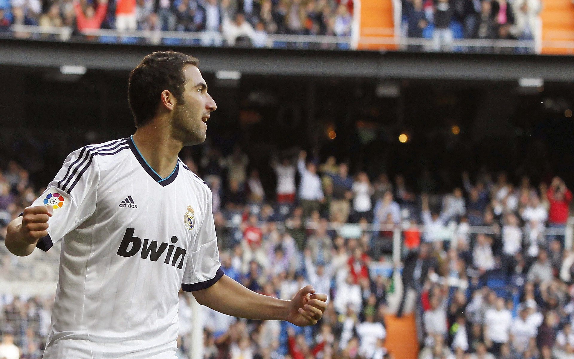 足球豪门俱乐部最新阵容变化